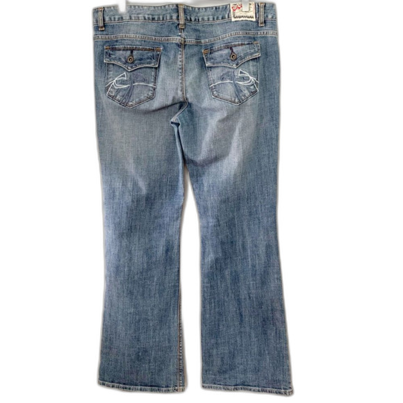 CHIP AND PEPPER Laguna Beach Flare Jeans Sz 15 - Picture 4 of 8
